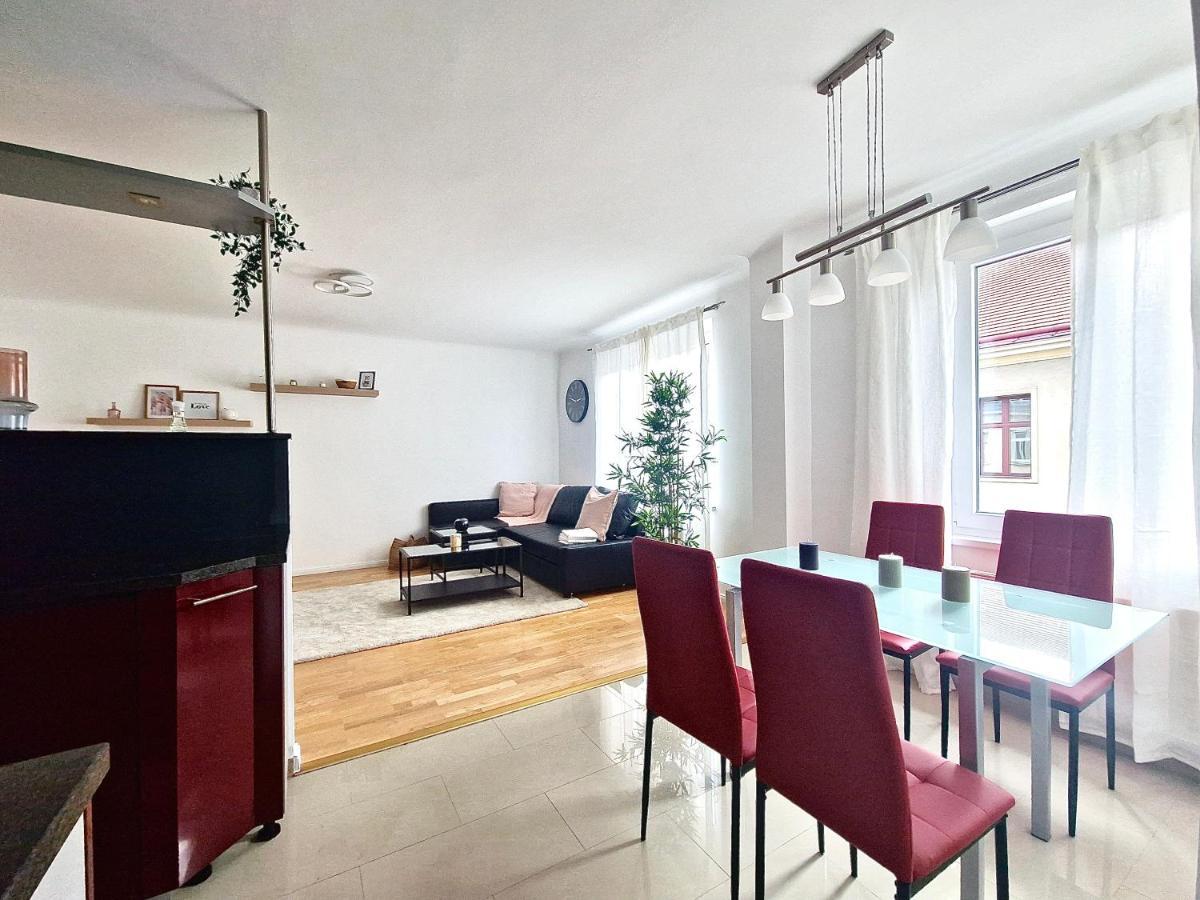 Feelhome - Zentrum - Augarten - Smart Tv Bécs Kültér fotó