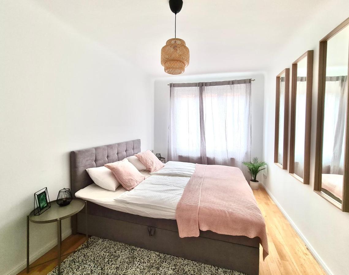 Feelhome - Zentrum - Augarten - Smart Tv Bécs Kültér fotó